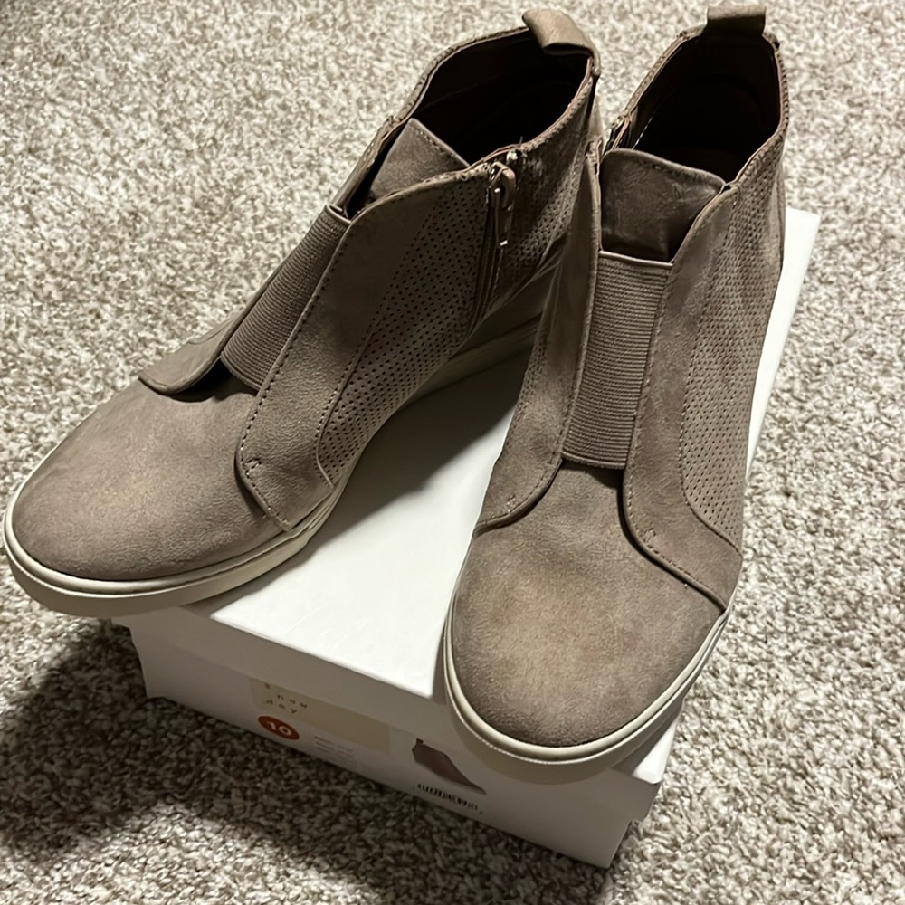 Shoes Boots A New Day Kolie Taupe Size 10 New